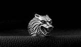 Ring Med Vargmotiv